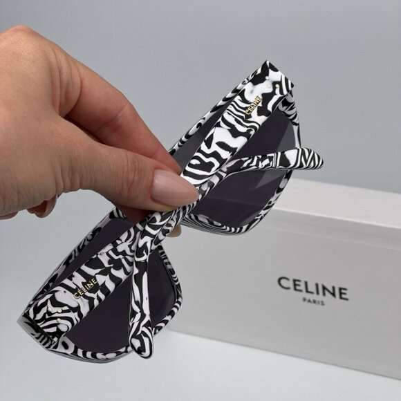 Celine CL40195I 04A BRAND NEW Sunglasses Zebra Smoke Shield Mask Unisex - Picture 3 of 12